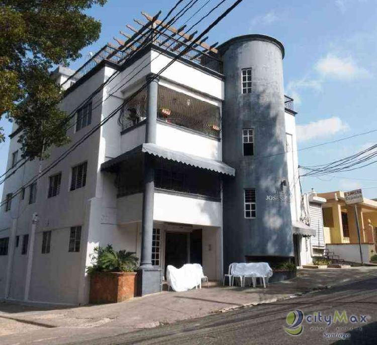 Edificio Comercial en Venta en el Reparto Perello 