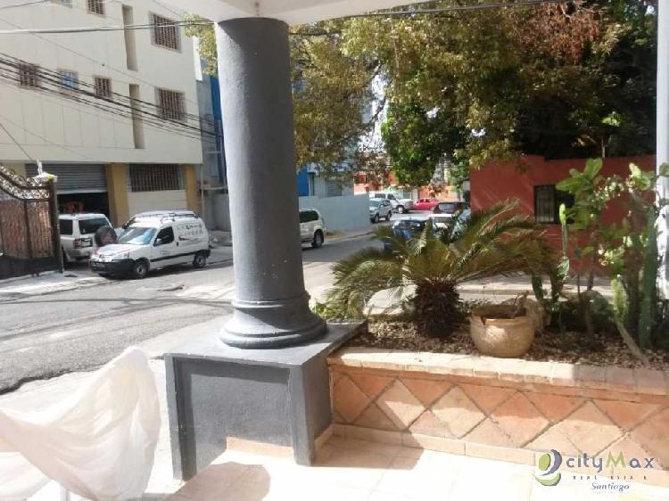 Edificio Comercial en Venta en el Reparto Perello 