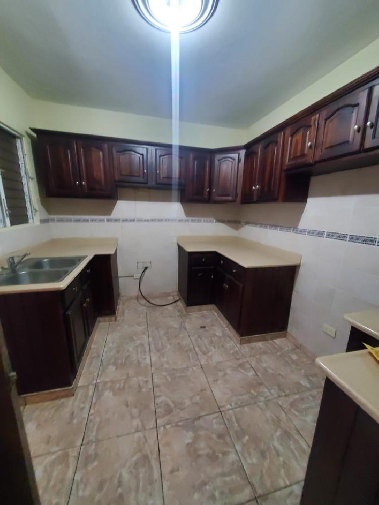  VENTA CASA JARDINES DEL ESTE,  PROX AL HOMS, SANTIAGO