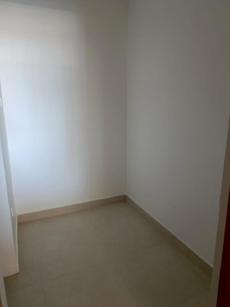 Apartamento en venta de 2 Habitaciones en Serralles