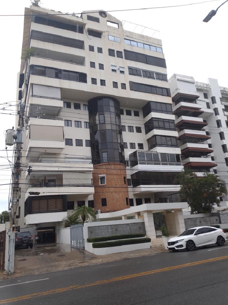 Apartamento en venta de 3 habitaciones en Bella Vista