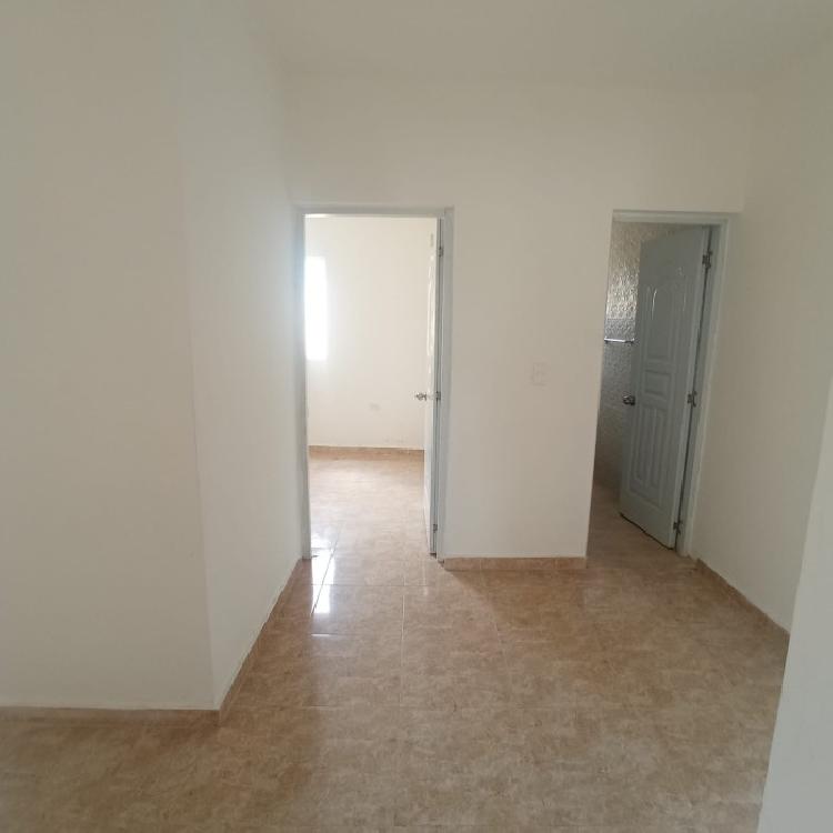 Apartamento en Alquiler en Residencial Regina S D Este