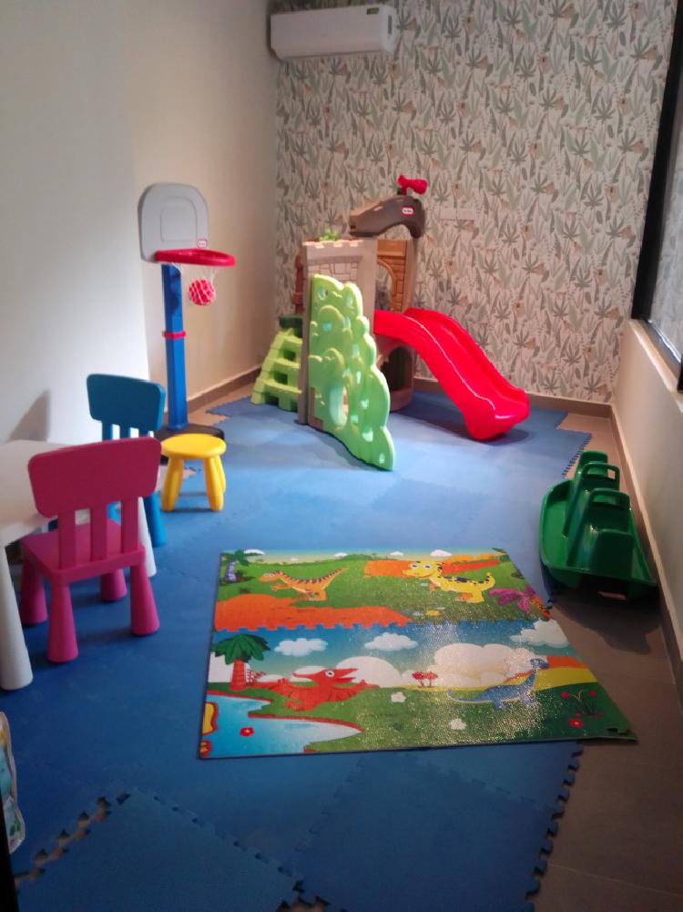 Apartamento en venta de 2 hab. en Evaristo Morarles.