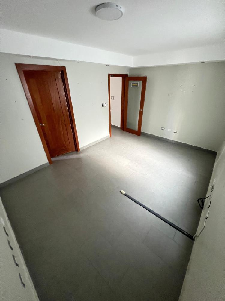 Casa comercial en Alquiler en El Millon