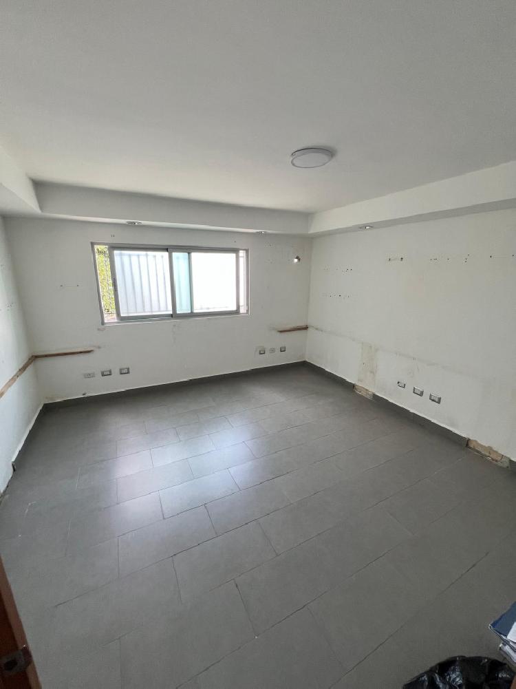 Casa comercial en Alquiler en El Millon