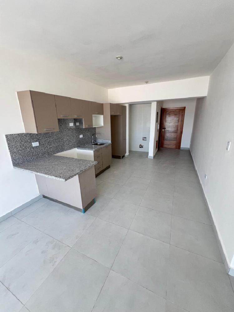 Apartamento en Venta y Alquiler en el Julieta Morales 