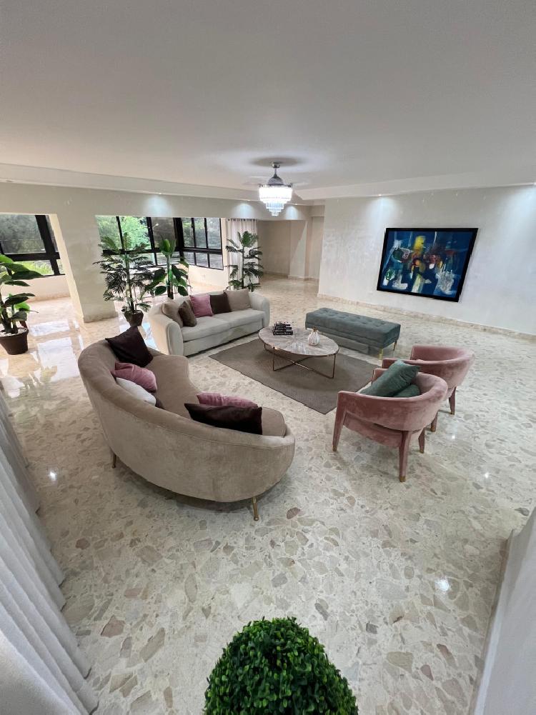 Apartamento en Venta de 3 habitaciones en Bella Vista