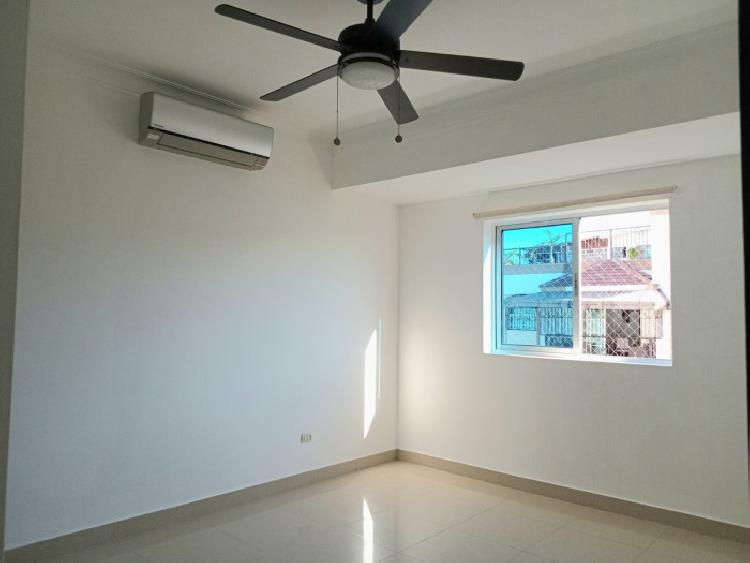 Apartamento en Venta en Los Restauradores 