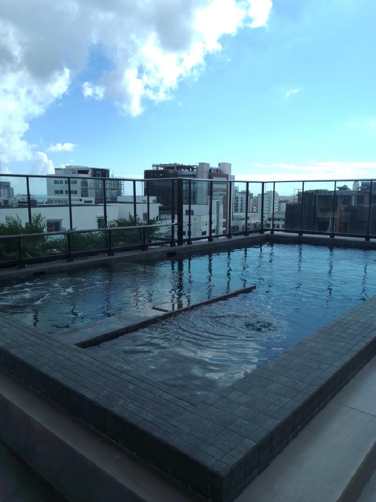 Apartamento en venta de 2 hab. en Evaristo Morarles.
