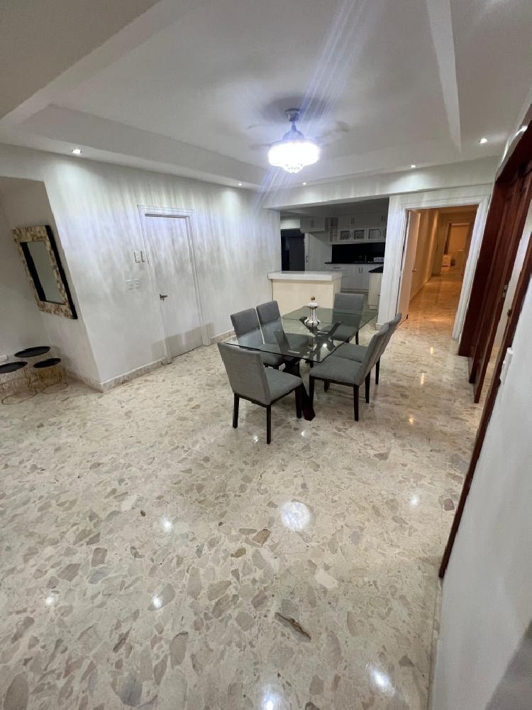 Apartamento en Venta de 3 habitaciones en Bella Vista