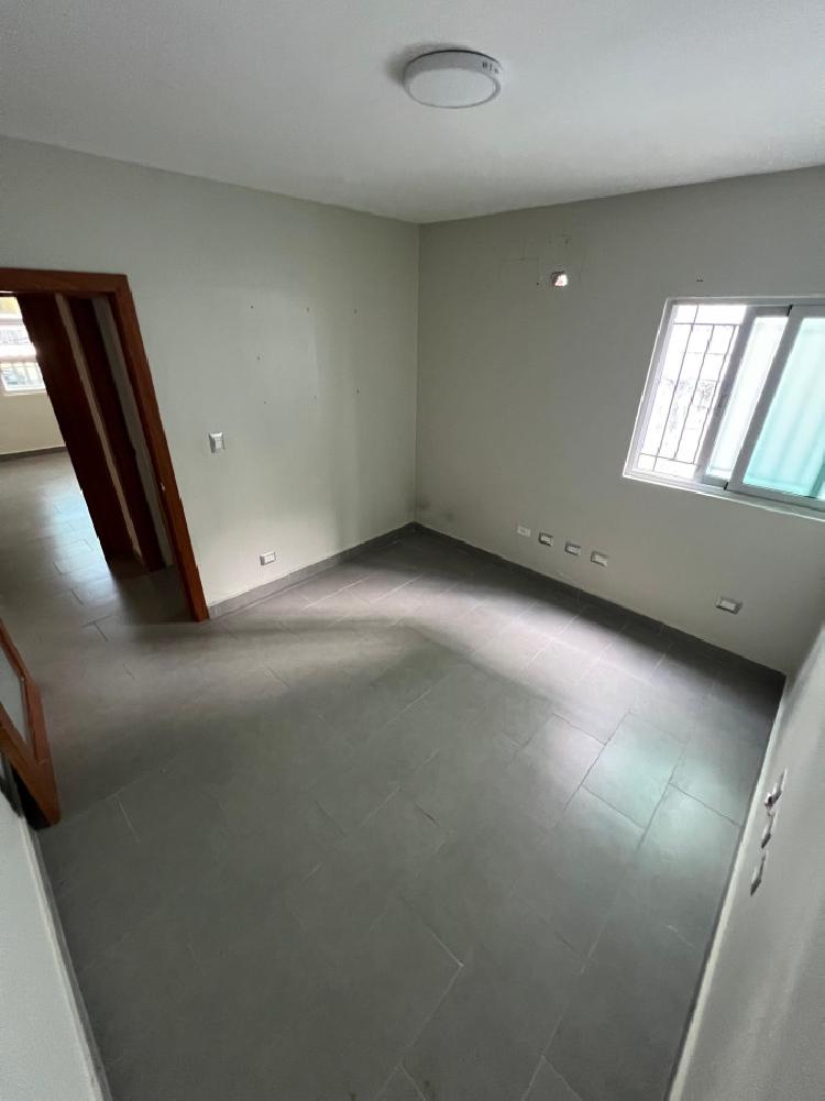 Casa comercial en Alquiler en El Millon