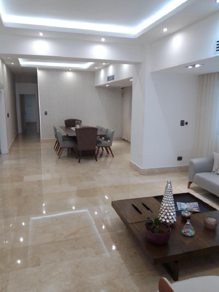 Apartamento en venta de 3 hab. en los Cacicazgos