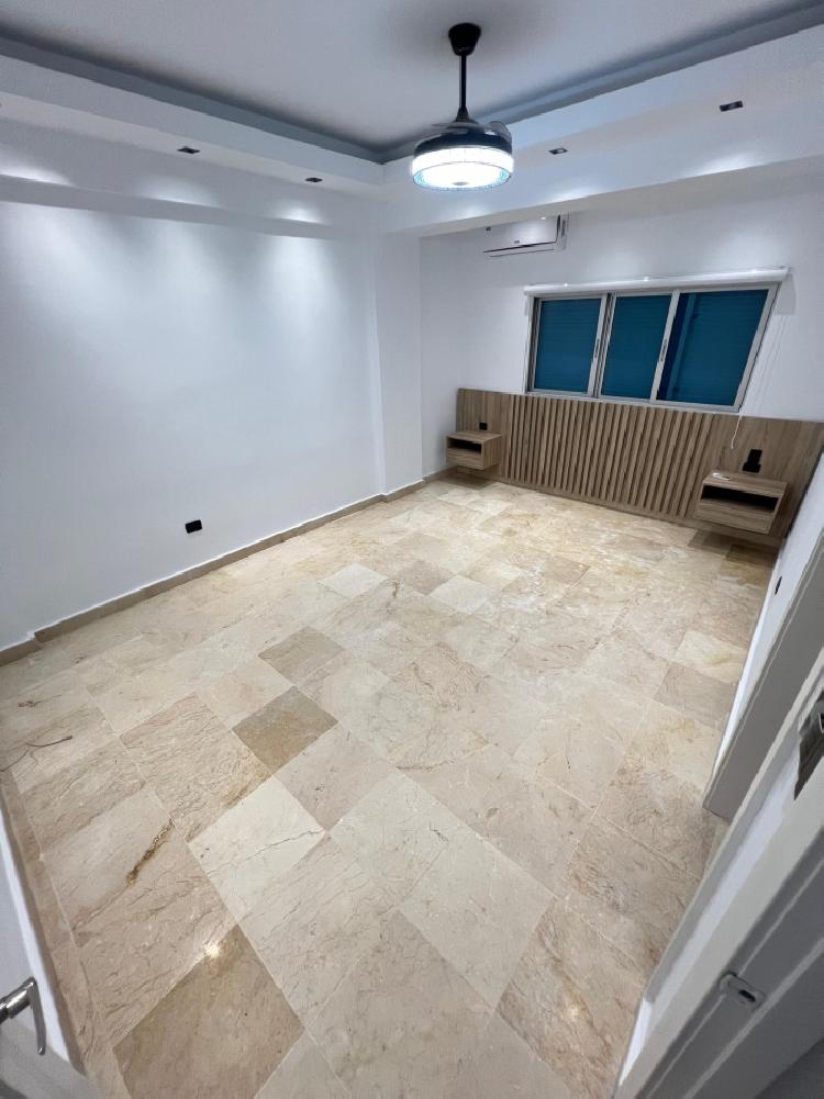 Apartamento en venta con Linea Blanca en Piantini 