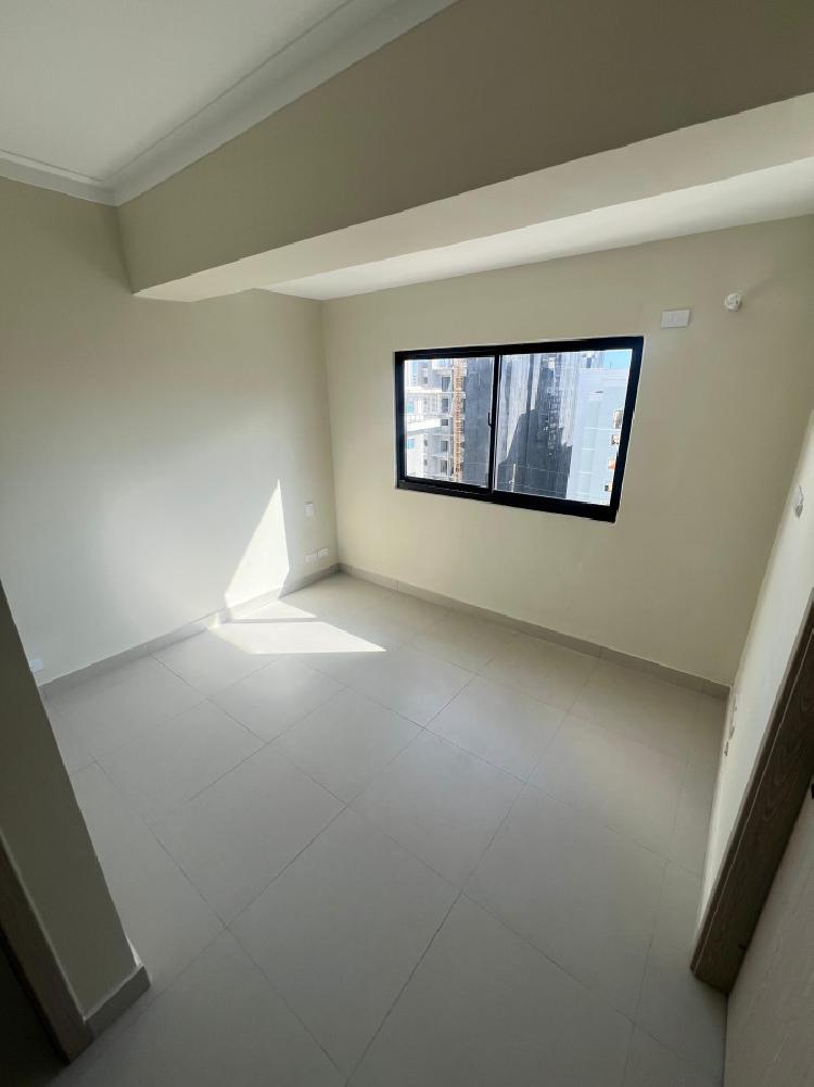 Apartamento en alquiler nuevo en Evaristo Morales