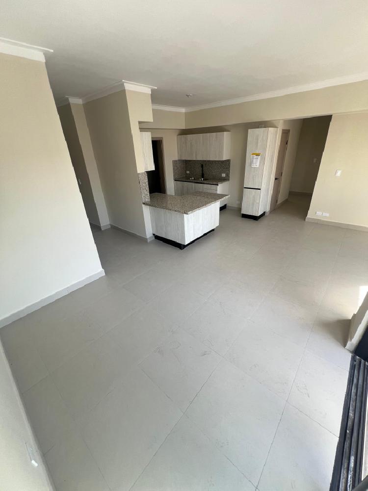 Apartamento en alquiler nuevo en Evaristo Morales