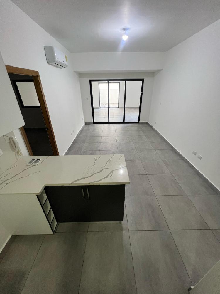 Apartamento de 1 habitacion en Bella vista con terraza