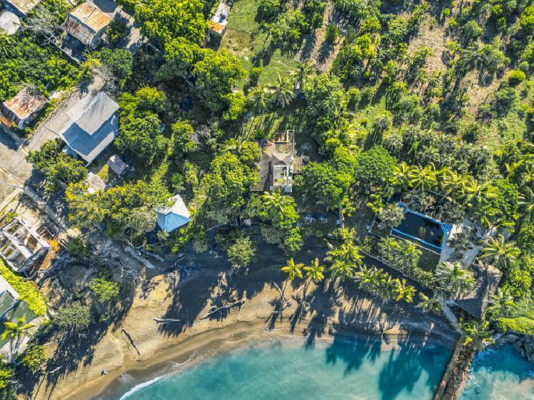 Terreno en Venta frente a la Playa en Boca de Chavón 