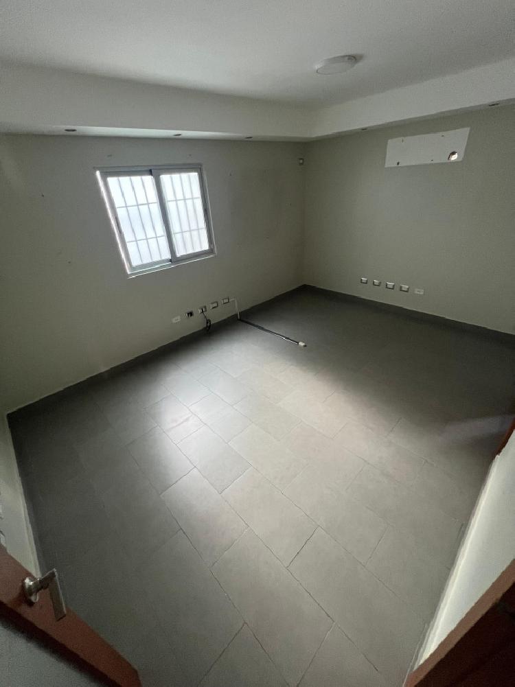 Casa comercial en Alquiler en El Millon