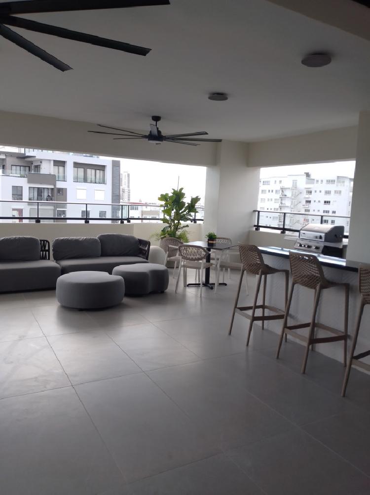 Apartamento en venta de 2 hab. en Evaristo Morarles.