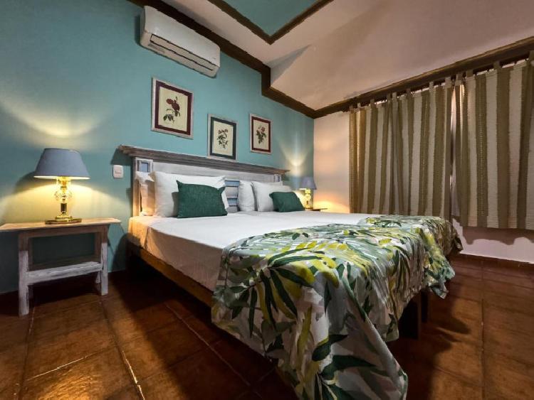 hotel en venta amueblado en la zona universitaria