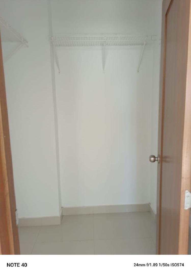 Apartamento de una Habitación en Alquiler