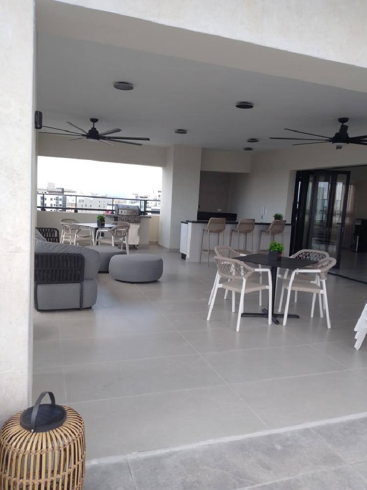 Apartamento en venta de 2 hab. en Evaristo Morarles.