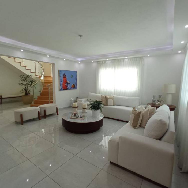 Casa en Venta con Patio en Prado Oriental, S.D.E.