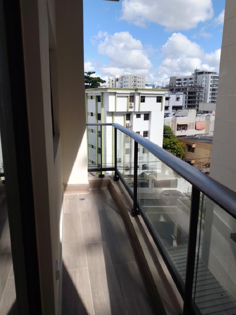 Vendo Apartamento  tipo loft en  Evaristo Morales