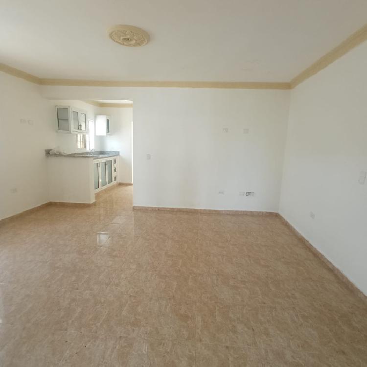 Apartamento en Alquiler en Residencial Regina S D Este