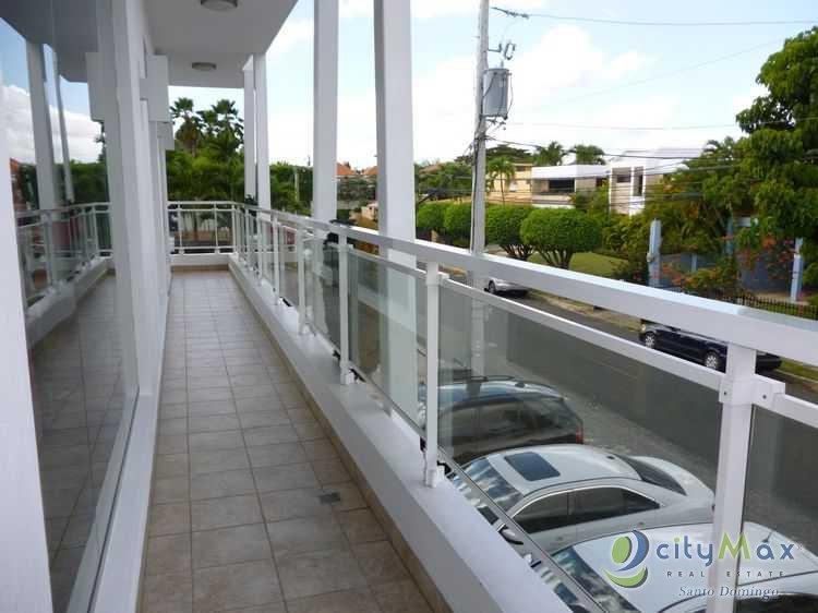 Local Comercial en Alquiler en el Julieta 2do nivel