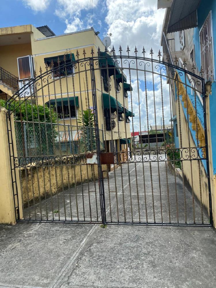 Edificio Residencial en Venta en Hainamosa