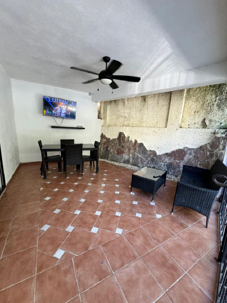 Venta de Casa en Arroyo Hondo ll Amueblada con Picussi