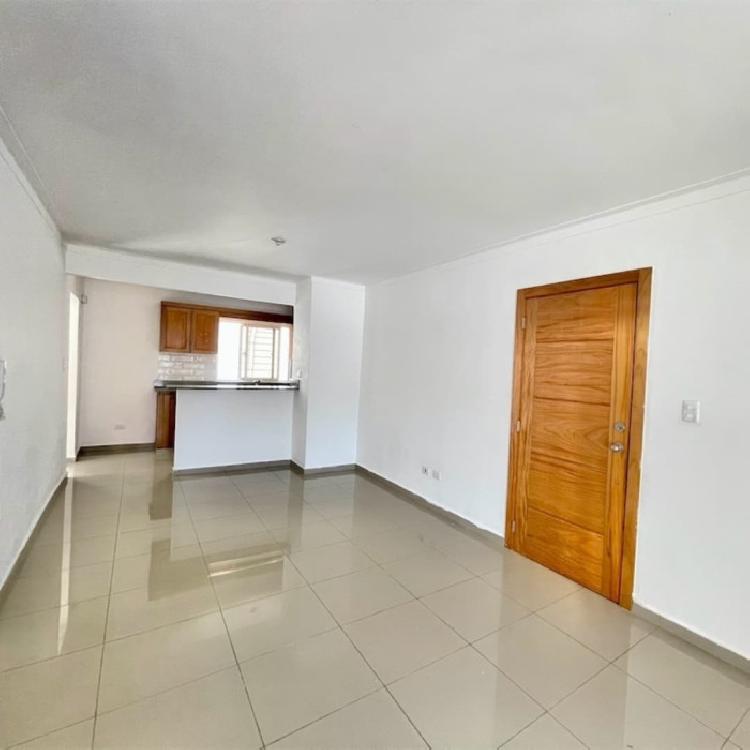 Venta de apartamento primer nivel en Don Honorio