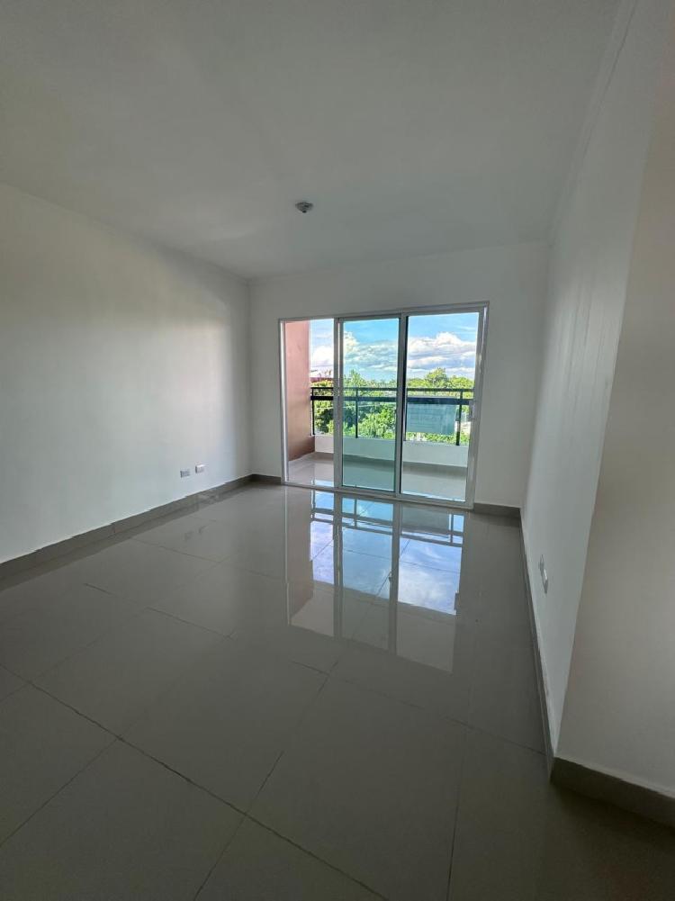 EN VENTA EN APARTAMENTO LAS PALMAS DE ALMA ROSA