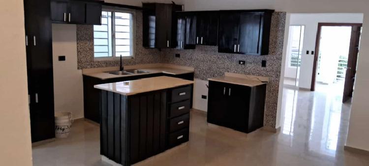 Hermosa Casa en La Romana de Oportunidad en Venta