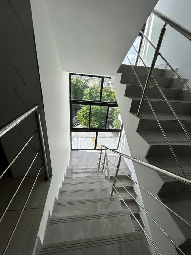 VENTA DE APARTAMENTO AMUEBLADO EN EL JULIETA MORALES 