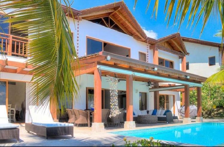 Vendo villa exclusiva amueblada en Samaná Puerto Bahía