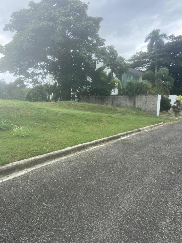 Venta de Solar en Arroyo Manzano Lo Jardines isabela