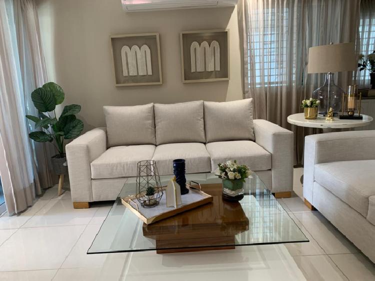  Apartamento Amueblado en Alquiler en Evaristo Morales