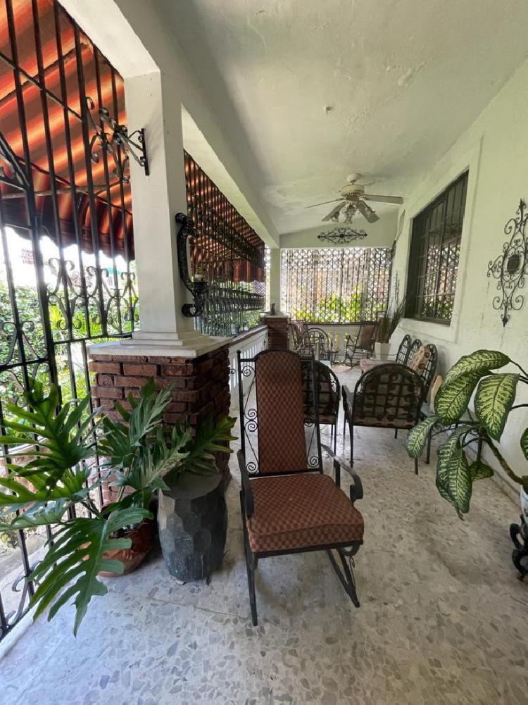 En Venta Hermosa Casa Colonial en Gazcue