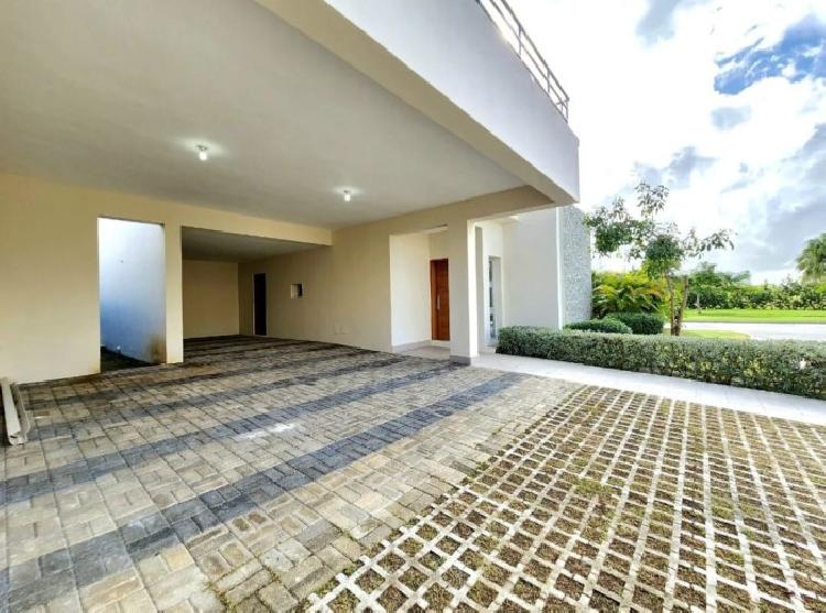 En VENTA Villa en  Punta Cana  307 m2 