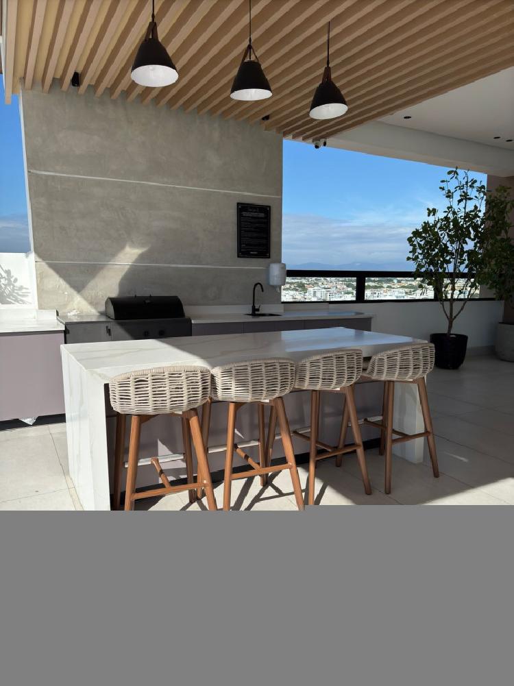 Apartamento  en Evaristo Morales para  inversión ideal