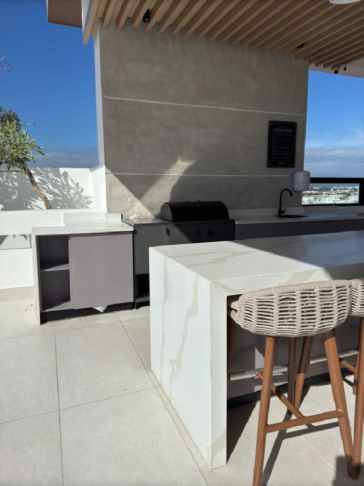 Apartamento  en Evaristo Morales para  inversión ideal