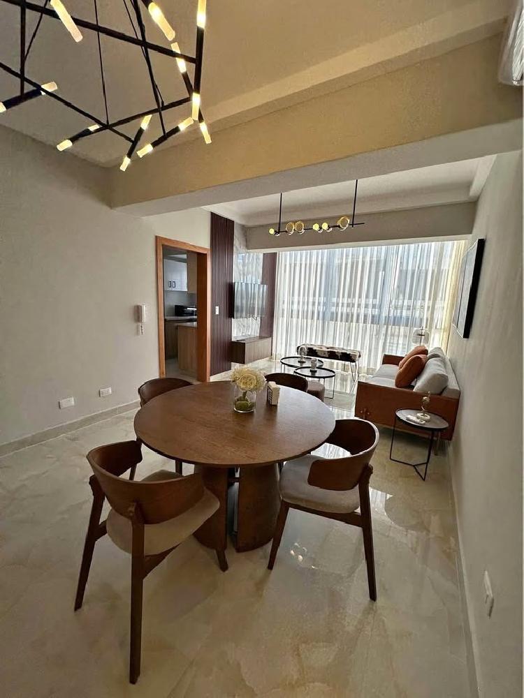 Apartamento en alquiler en exclusivo sector de NACO