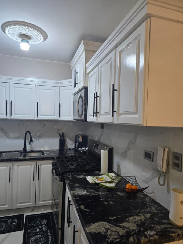 Hermoso apartamento en un 1er piso, en La Monumental