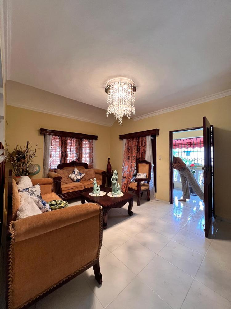  Oportunidad Única Casa en Venta en Villa Claudia D.N