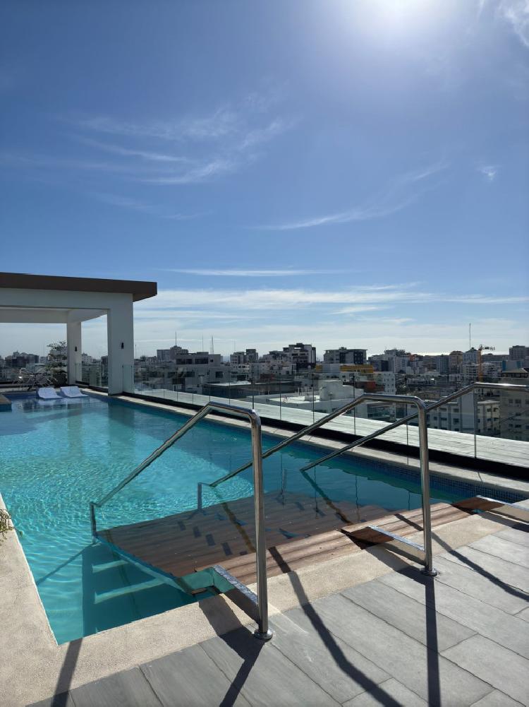 Apartamento  en Evaristo Morales para  inversión ideal