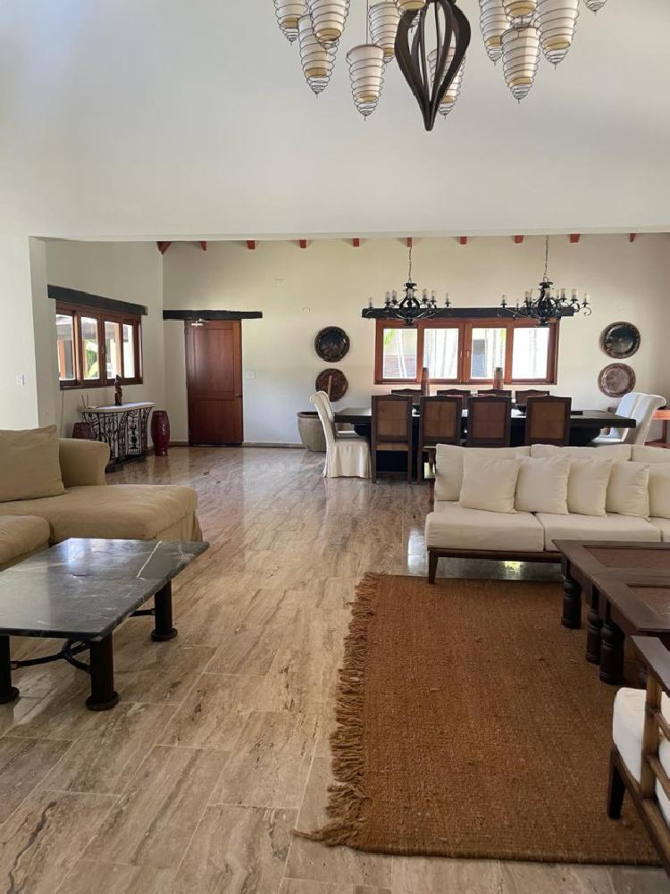  Venta Impresionante Villa en Juan Dolio casa de playa