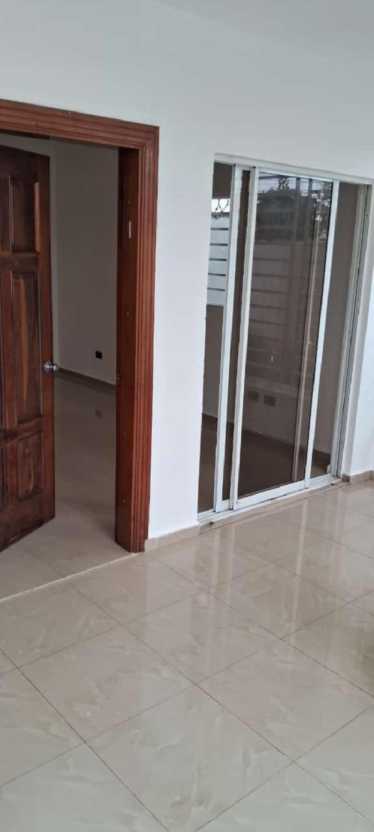 Hermosa Casa en La Romana de Oportunidad en Venta