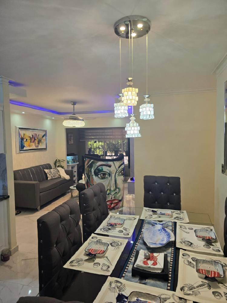 Hermoso apartamento en un 1er piso, en La Monumental